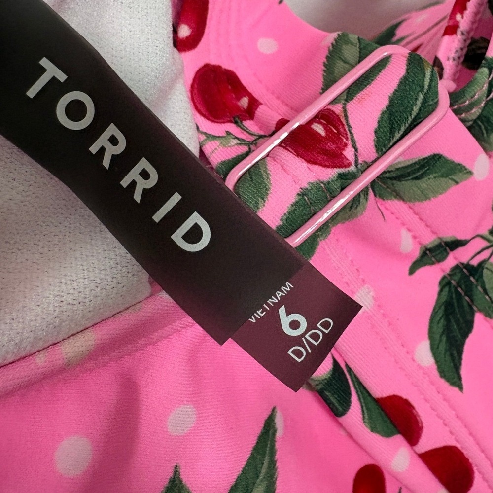 Torrid Wired Longline Bikini Top Cheery Cherry Pink Splash 6 D/DD 26SPR1 - Picture 3 of 5
